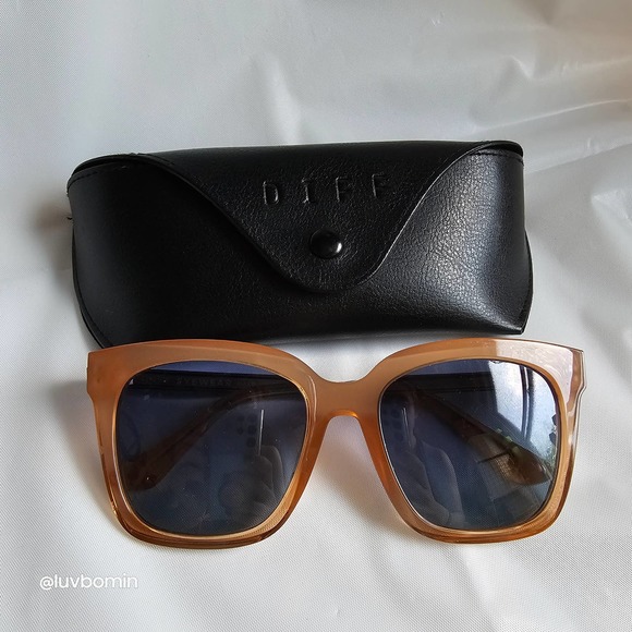 DIFF Bella Oversized Sunglasses Polarized Coral Blue Used With Case CR-BE10P - Picture 14 of 14